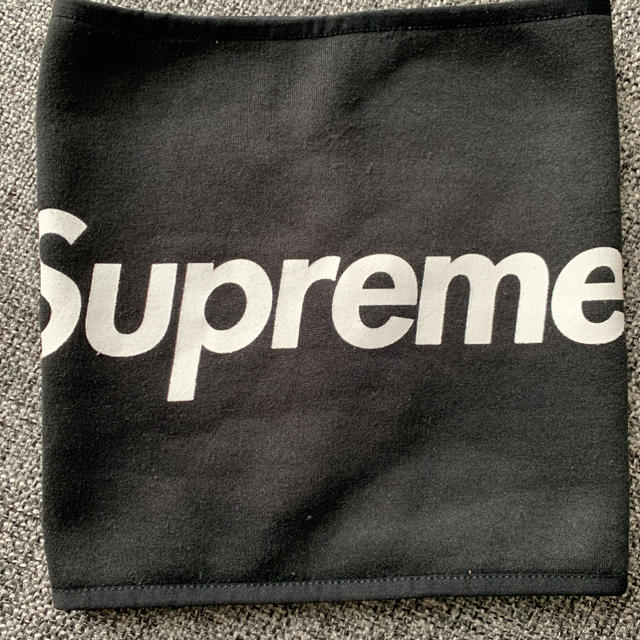 Supreme ネックウォーマー