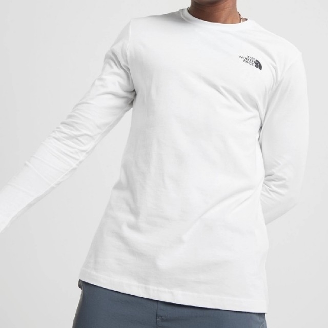 THE NORTH FACE(ザノースフェイス)のノースフェイス バックリフレクティブロゴ ロンT 海外Mサイズ メンズのトップス(Tシャツ/カットソー(七分/長袖))の商品写真