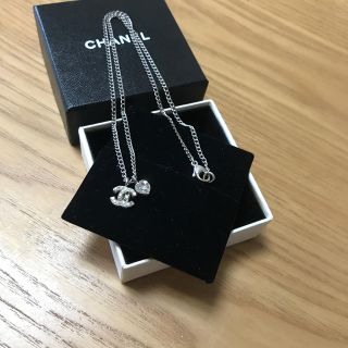 シャネル(CHANEL)のCHANEL シルバーラインストーンネックレス(ネックレス)