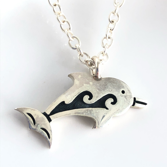 Wilmer Saufkie Dolphin necklace 1