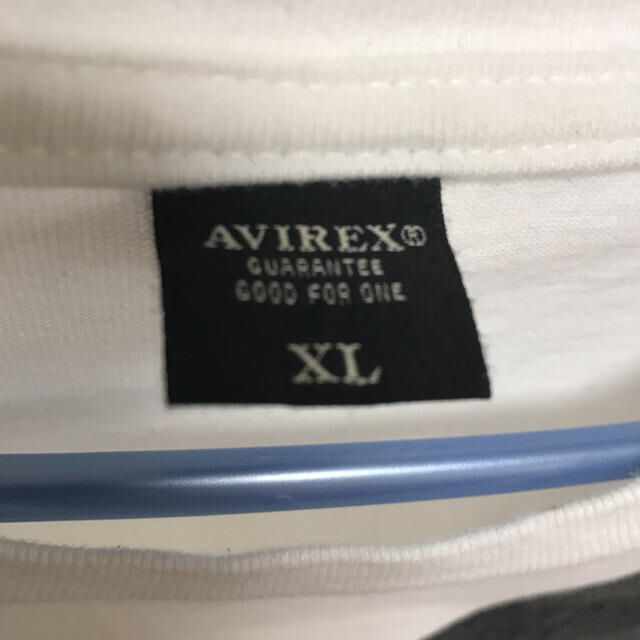 AVIREX(アヴィレックス)のメンズXL ビッグスター　白tシャツ　 メンズのトップス(Tシャツ/カットソー(半袖/袖なし))の商品写真
