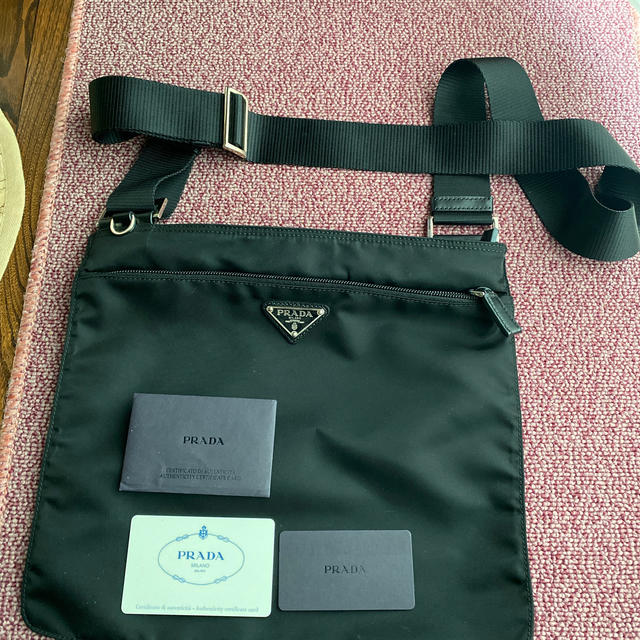 PRADA ショルダーバック　黒　美品