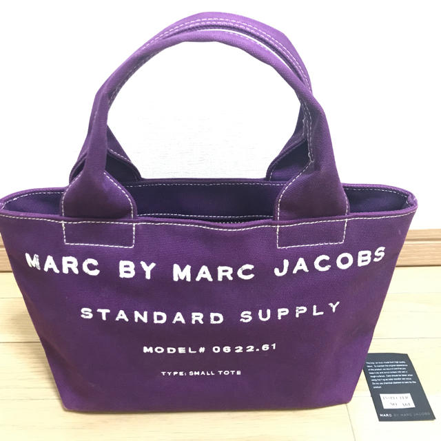 ポケットいっぱい ✳︎美品✳︎ MARC BY MARC JACOBS トートバッグ