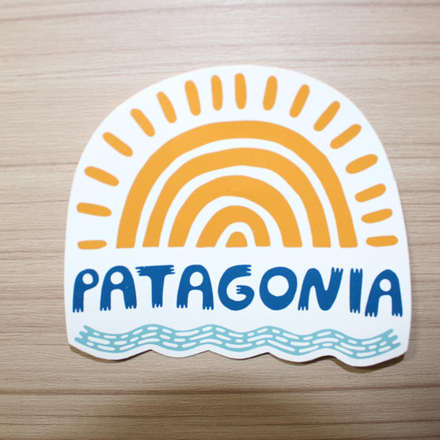 patagonia(パタゴニア)のパタゴニア　ステッカー　太陽ロゴ スポーツ/アウトドアのスポーツ/アウトドア その他(その他)の商品写真