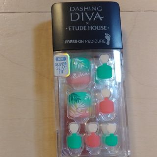 エチュードハウス(ETUDE HOUSE)のダッシングディバ　マジックプレス　足用　新品未使用(つけ爪/ネイルチップ)