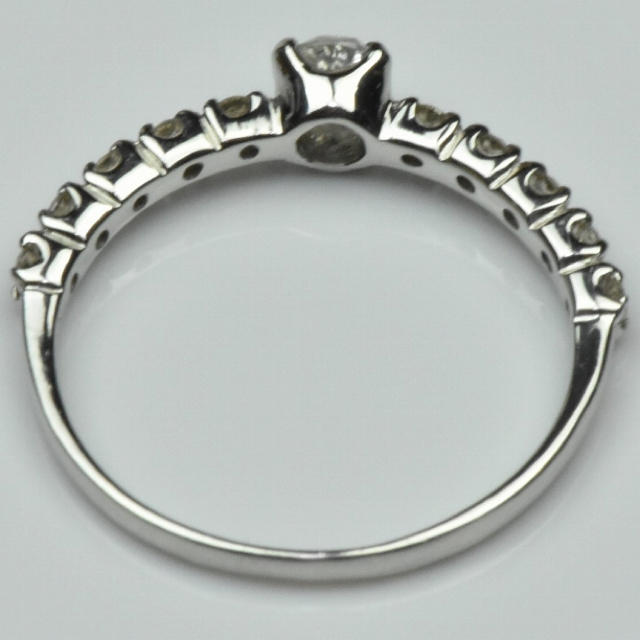 Pt900 中石 0.201ct ダイヤモンドリング 8号 指輪 レディースのアクセサリー(リング(指輪))の商品写真