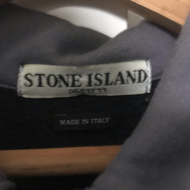 STONE ISLAND(ストーンアイランド)のSTONE ISLAND スウェット　Mサイズ　薄紫 メンズのトップス(スウェット)の商品写真