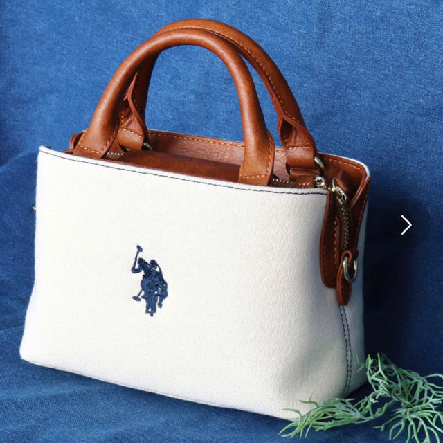 POLO RALPH LAUREN(ポロラルフローレン)の最終出品U.S.POLO ASSN. ユーエスポロアッスン　ミニハンドバッグS レディースのバッグ(ショルダーバッグ)の商品写真