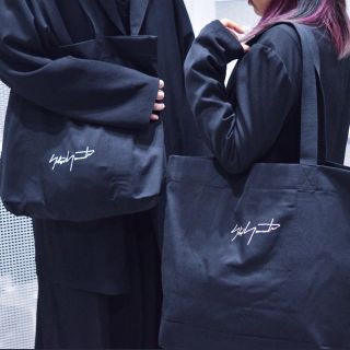 ヨウジヤマモト(Yohji Yamamoto)の【新品未使用】ヨウジヤマモト ウールギャバジントートバッグ(トートバッグ)