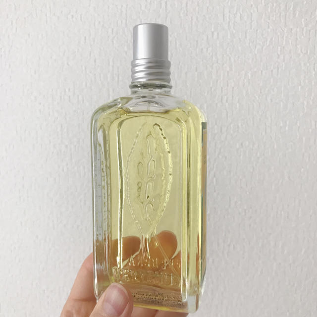 L'OCCITANE(ロクシタン)の【そら様専用】ロクシタン シトラスヴァーベナ オードトワレ  100ml コスメ/美容の香水(ユニセックス)の商品写真