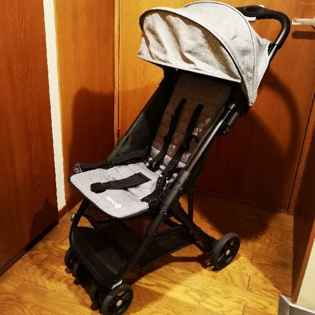 Safety1st(セーフティファースト)のSafety 1st Teeny ベビーカー　グレー　 キッズ/ベビー/マタニティの外出/移動用品(ベビーカー/バギー)の商品写真