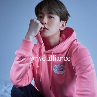 エクソ(EXO)の⭐︎週末値下げ⭐︎exo ベッキョン prive  新作　パーカー(アイドルグッズ)