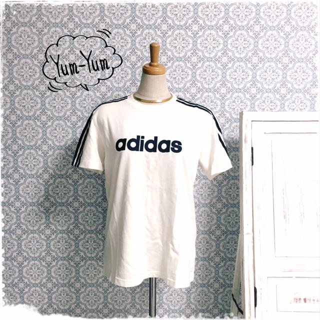 adidas(アディダス)のadidas肩ラインTシャツ レディースのトップス(Tシャツ(半袖/袖なし))の商品写真