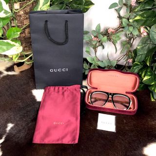 専用です‼️新品　GUCCI グッチ2役サングラスUVカットレンズ薄グレーとクリ(サングラス/メガネ)