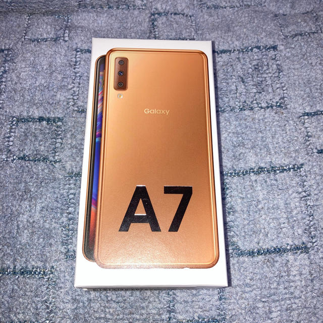 新品未開封】Galaxy A7 64G ゴールド simフリー