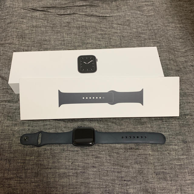 Apple Watch Series 5 アルミニウム GPS 40mm