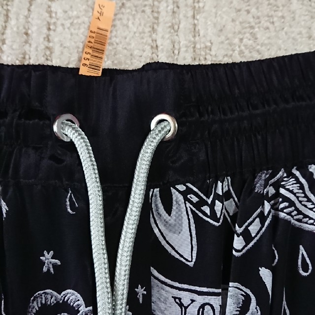 DIESEL(ディーゼル)のDIESEL ディーゼル タトゥー柄ロングスカート レディースのスカート(ロングスカート)の商品写真