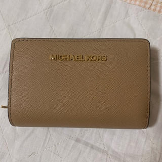 マイケルコース(Michael Kors)のマイケルコース 財布　折り畳み財布　ベージュ　ウォレット　二つ折り財布(財布)