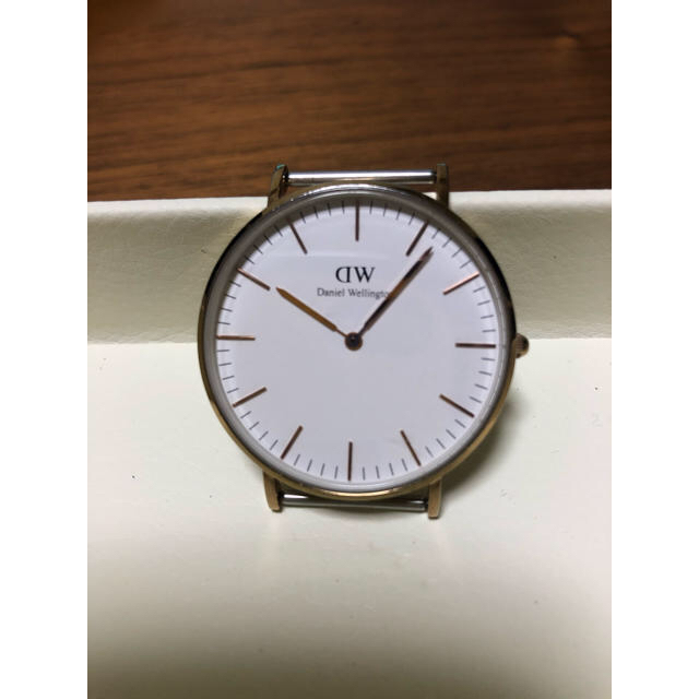 Daniel Wellington(ダニエルウェリントン)の値下げ！Daniel Wellington 時計⭐️ベルトなし メンズの時計(腕時計(アナログ))の商品写真