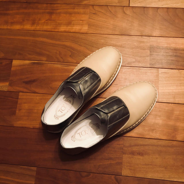 TOD'S - トッズ TOD'S レディースシューズ サイズ 37.5 24㎝ ベージュ