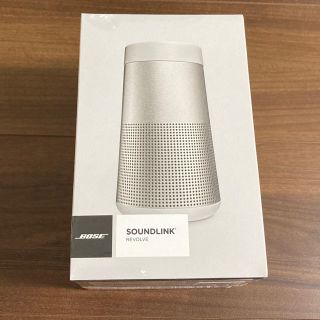 ボーズ(BOSE)のBOSE soundlink revolve ポータブル スピーカー 新品 銀(スピーカー)