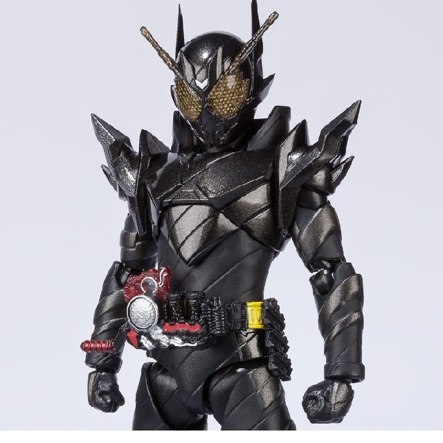 S.H.Figuarts 仮面ライダーメタルビルド