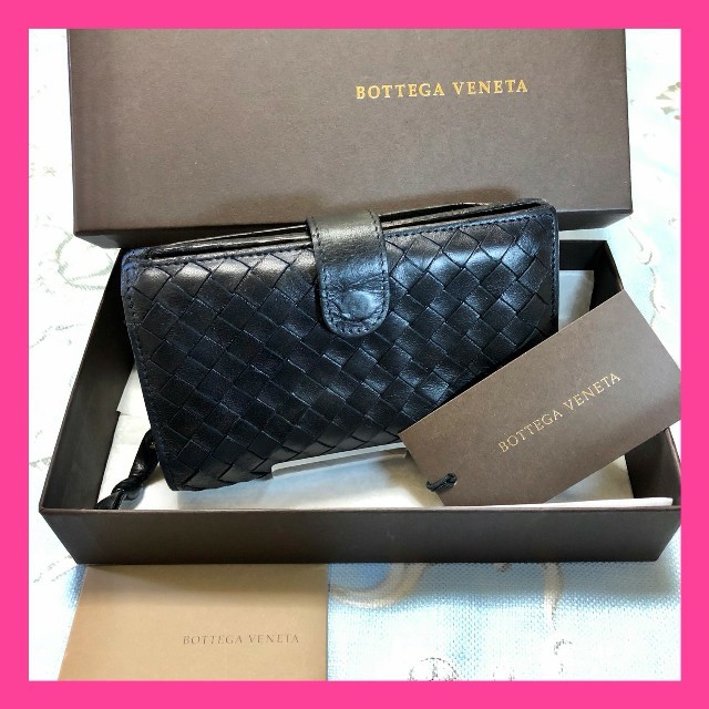 Bottega Veneta(ボッテガヴェネタ)の最終SALE  BOTTEGA VENETA　ボッテガ　２つ折り財布　値下げ不可 レディースのファッション小物(財布)の商品写真