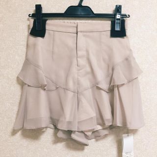 スナイデル(SNIDEL)のオーガンジーフリルショートパンツ/新品(ショートパンツ)