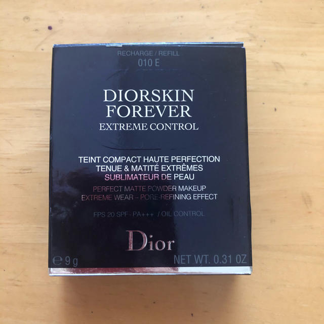 新品　DIOR フォーエヴァーコンパクトエクストレムコントロール