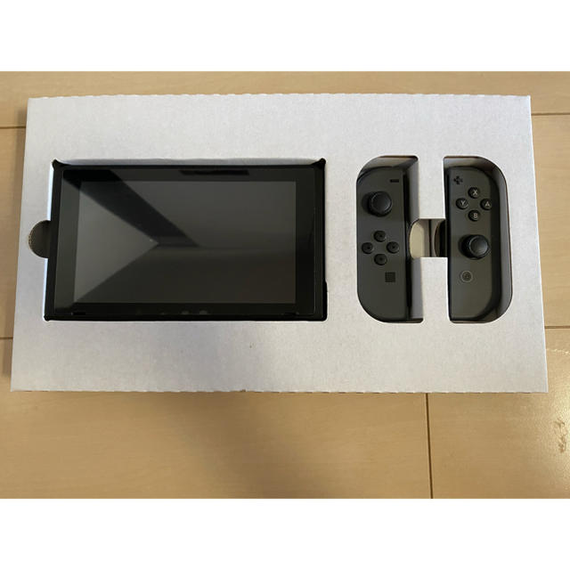 任天堂Switch本体＋あつ森カセット付き