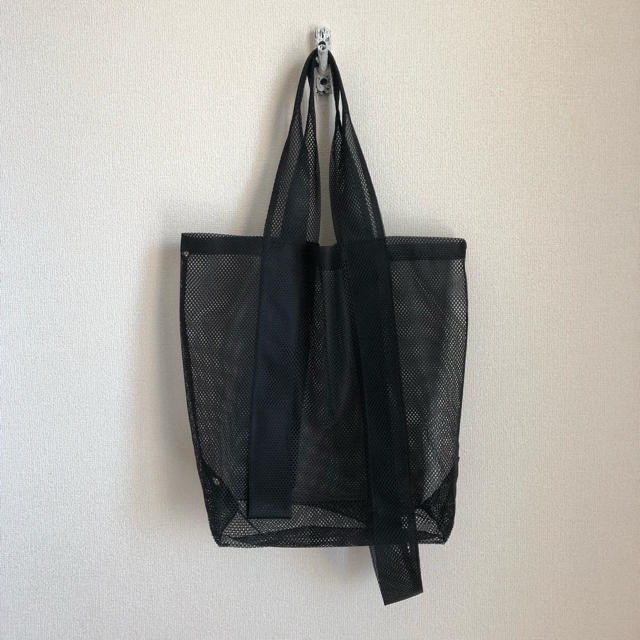 メッシュ生地のトートバッグ　　　ブラック ハンドメイドのファッション小物(バッグ)の商品写真