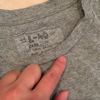 ザラ(ZARA)のZARA グレーＴシャツ(Tシャツ/カットソー(半袖/袖なし))