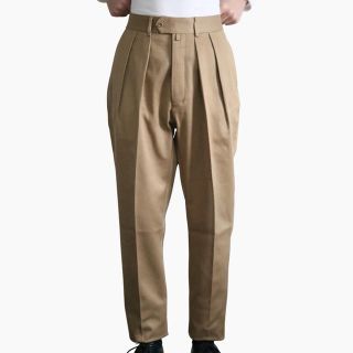 コモリ(COMOLI)のNEAT COTTON PIQUE｜TAPERED - BEIGE(スラックス)