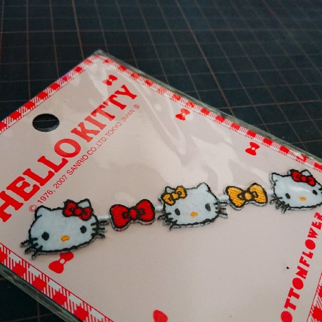 ハローキティ(ハローキティ)のHELLOKITTY アイロンワッペン (ハローキティ) ハンドメイドの素材/材料(各種パーツ)の商品写真