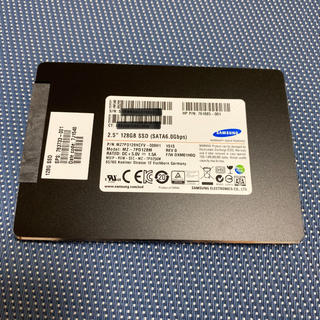 サムスン(SAMSUNG)のSamsung SSD 2.5インチSATA 128GB使用時間42h/美品(PCパーツ)