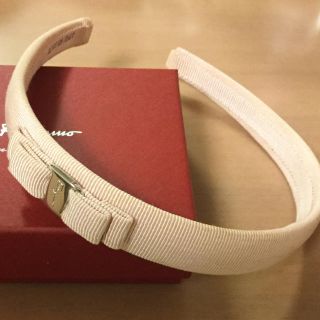 サルヴァトーレフェラガモ(Salvatore Ferragamo)のフェラガモカチューシャ(カチューシャ)