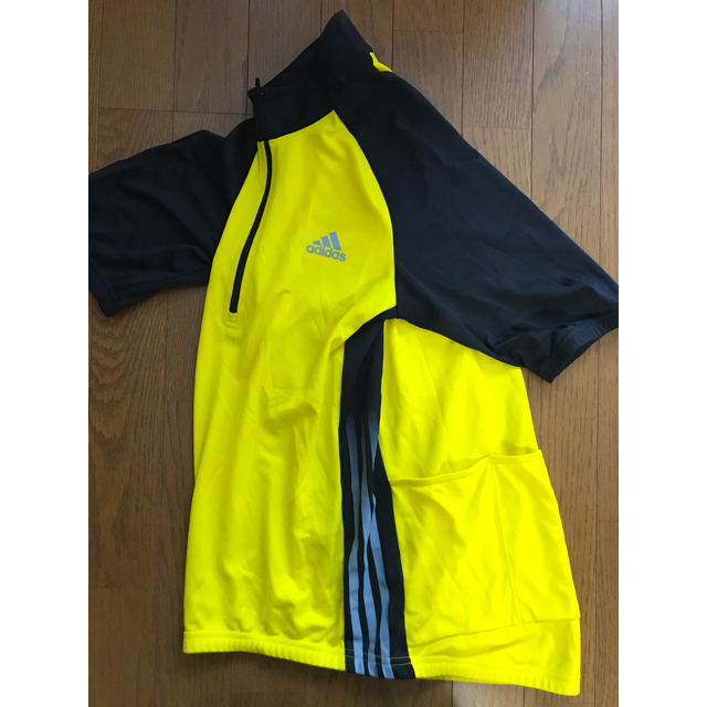 adidas(アディダス)の【お値下げ中！送料込】adidasアディダスサイクルジャージ　メンズMサイズ スポーツ/アウトドアの自転車(ウエア)の商品写真