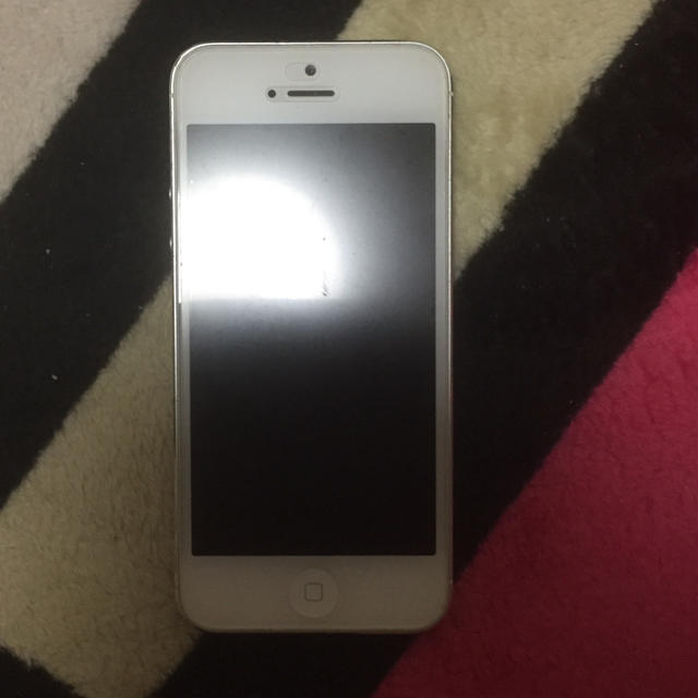 iPhone5 16GB♡美品 スマホ/家電/カメラのスマートフォン/携帯電話(スマートフォン本体)の商品写真