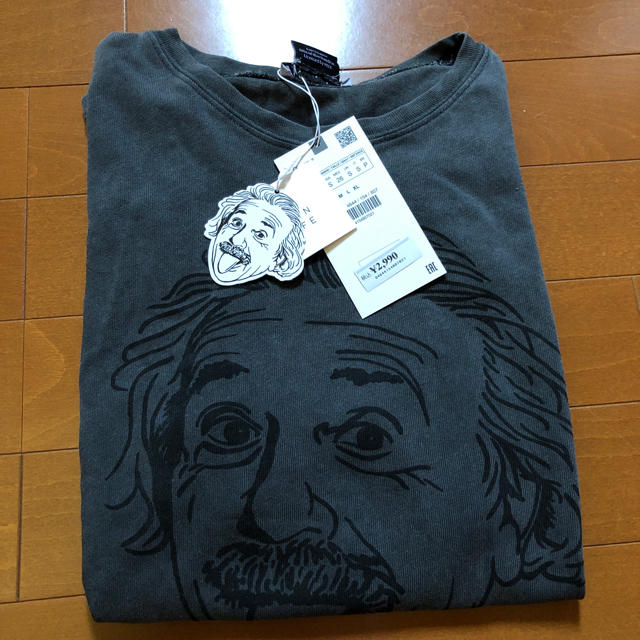 ZARA - ZARAアインシュタインTシャツSサイズの通販 by イサマル ZARA - ZARAアインシュタインTシャツSサイズの通販 by イサマル
