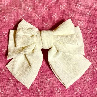 エイミーイストワール(eimy istoire)の新品未使用☆半額中！アシンメトリーリボン🎀バレッタ　eimy好きにおすすめ(バレッタ/ヘアクリップ)