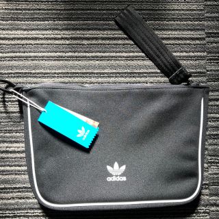 アディダス(adidas)の新品/adidas originals/クラッチバッグ(セカンドバッグ/クラッチバッグ)