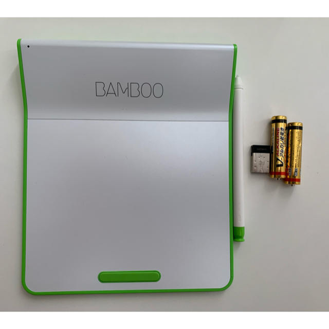 Wacom(ワコム)のBamboo pad ペンタブ　バンブーパッド スマホ/家電/カメラのPC/タブレット(タブレット)の商品写真