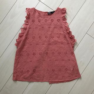 ザラ(ZARA)のZARA カットワーク　ブラウス　トップス ノースリーブ(シャツ/ブラウス(半袖/袖なし))