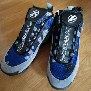 リーボック(Reebok)の〖 新品未使用〗Reebok IVERSON LEGACY 25.5cm  (スニーカー)