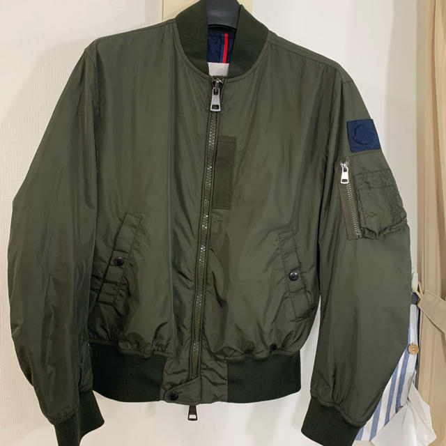 モンクレール　MA-1  極美品　サイズ0ジャケット/アウター