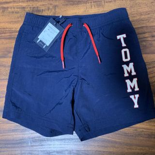 トミーヒルフィガー(TOMMY HILFIGER)の最終値下げ9月で消します。トミーヒルフィガー  新品 水着 110〜120(水着)