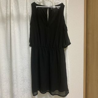 エイチアンドエム(H&M)のワンピース(ひざ丈ワンピース)