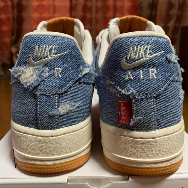 NIKE(ナイキ)のNIKE AIR FORCE1 LOW LEVI'S BY YOU メンズの靴/シューズ(スニーカー)の商品写真