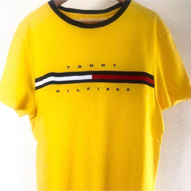 TOMMY HILFIGER(トミーヒルフィガー)のTommyロゴTシャツ　トミーヒルフィガー レディースのトップス(Tシャツ(半袖/袖なし))の商品写真