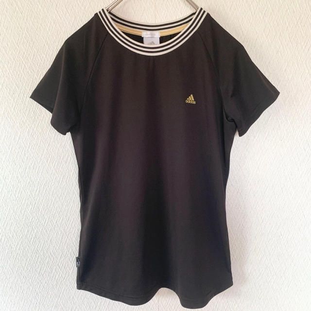 adidas(アディダス)のadidas アディダス Tシャツ ラグラン ダークブラウン レディースのトップス(Tシャツ(半袖/袖なし))の商品写真